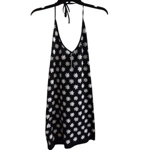 NWT 2/$10  black and white Daisy stretch summer dress